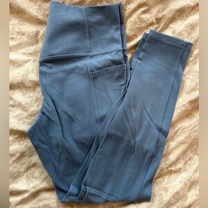 Salutation stash pocket II 7/8 length legging